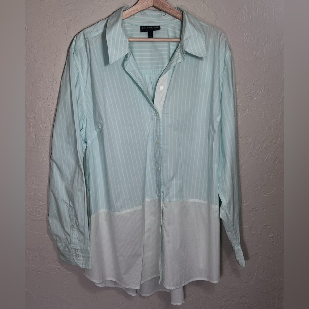 LANE BRYANT MISTY TEAL BLUE BUTTON-DOWN SHIRT SIZE 24